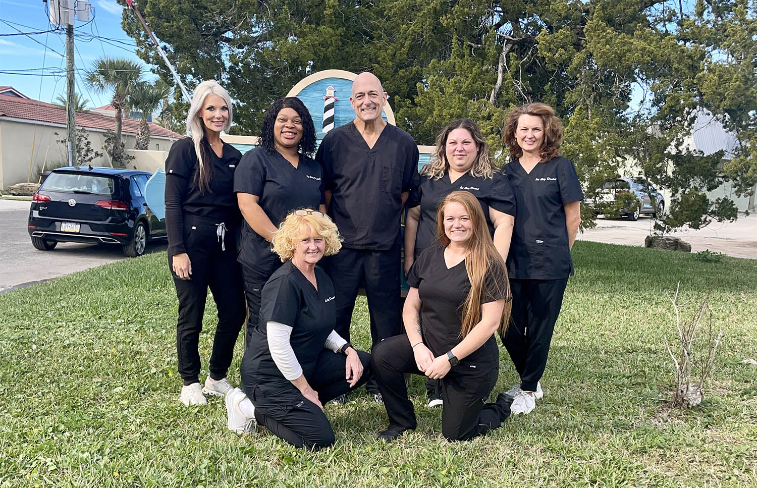 https://firstcitydentalfl.com/wp-content/uploads/2023/12/First-City-Dental-Team.jpg